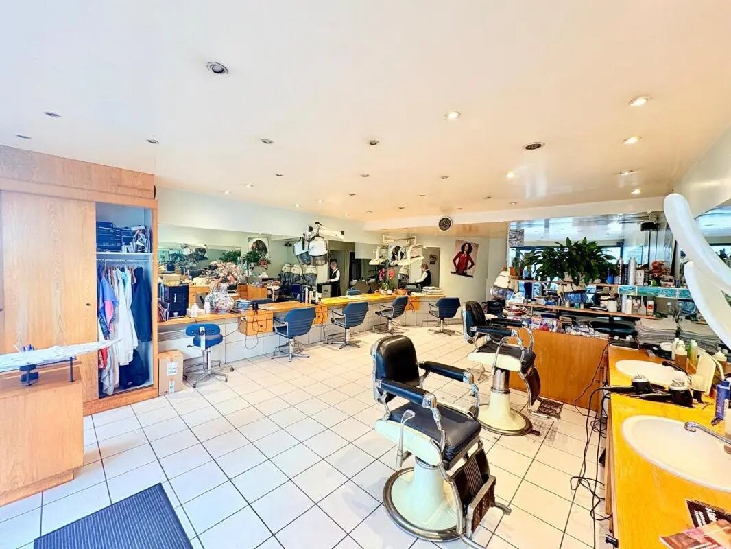 Local commercial dans Paris à louer Photo intérieure– Image 1 sur 4