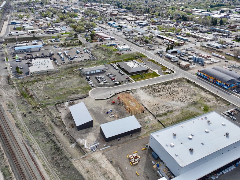 177 Walters Ct, Elko, NV à louer - Photo de l’immeuble – Image 2 sur 11