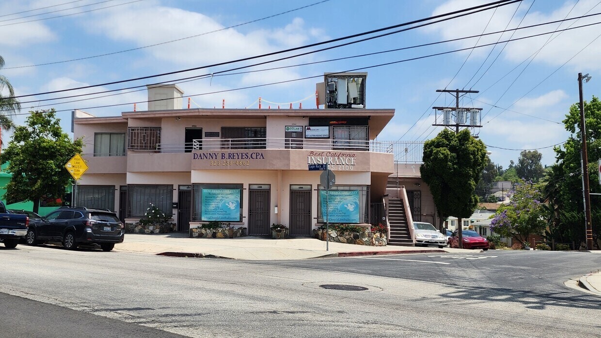4364-4404 Eagle Rock Blvd, Los Angeles, CA à louer Photo intérieure– Image 1 sur 4