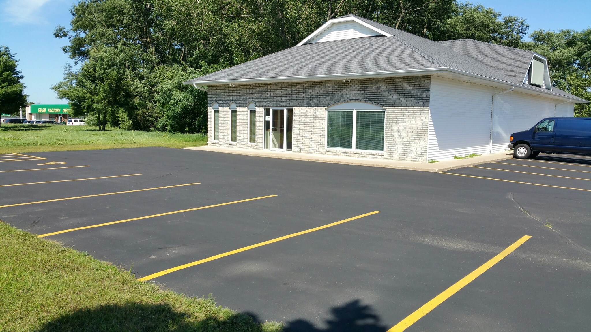 3345 State Road 93, Eau Claire, WI à louer Photo principale– Image 1 sur 7