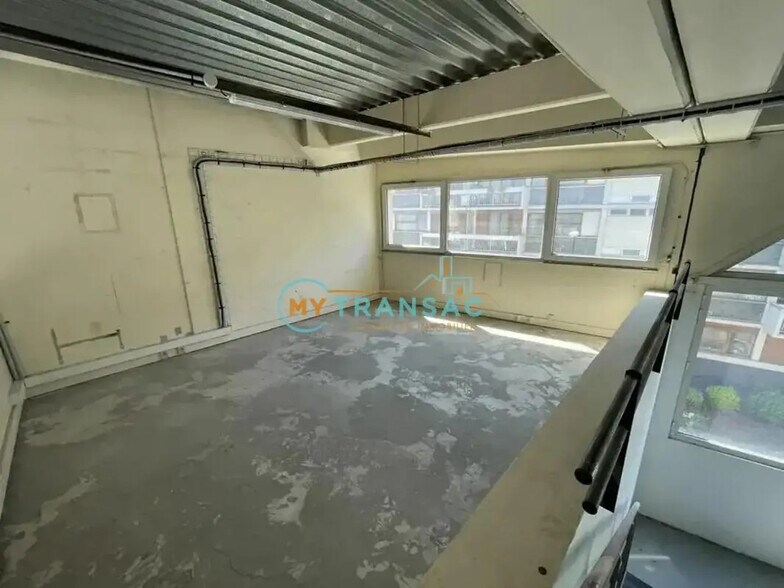 Local d’activités dans Aubervilliers à louer - Photo de l’immeuble – Image 3 sur 12