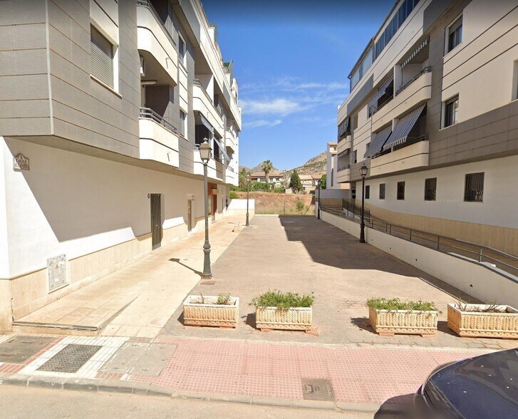 Calle Alcaparra, 1, Atarfe, Granada à vendre - Photo principale – Image 1 sur 2