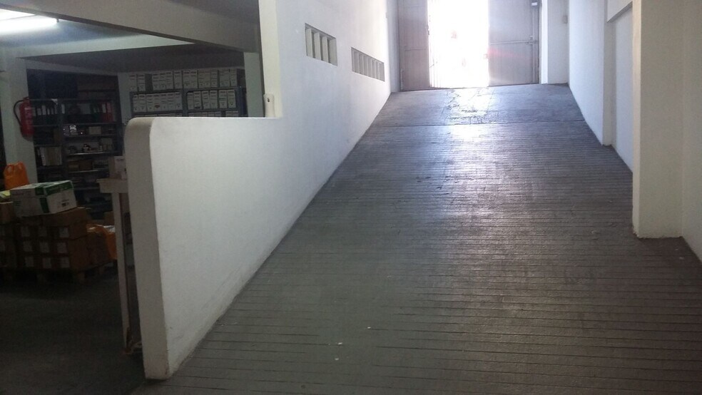 Local commercial dans Vigo à vendre - Photo de l’immeuble – Image 3 sur 14