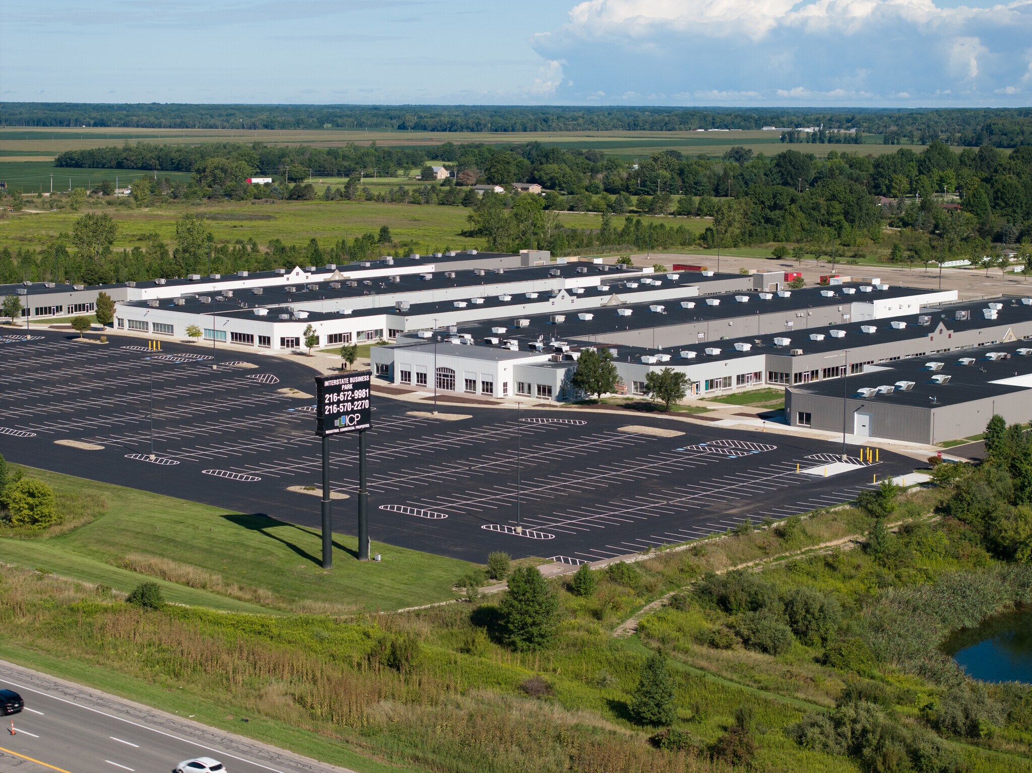 9911 Avon Lake Rd, Burbank, OH à louer Photo de l’immeuble– Image 1 sur 13