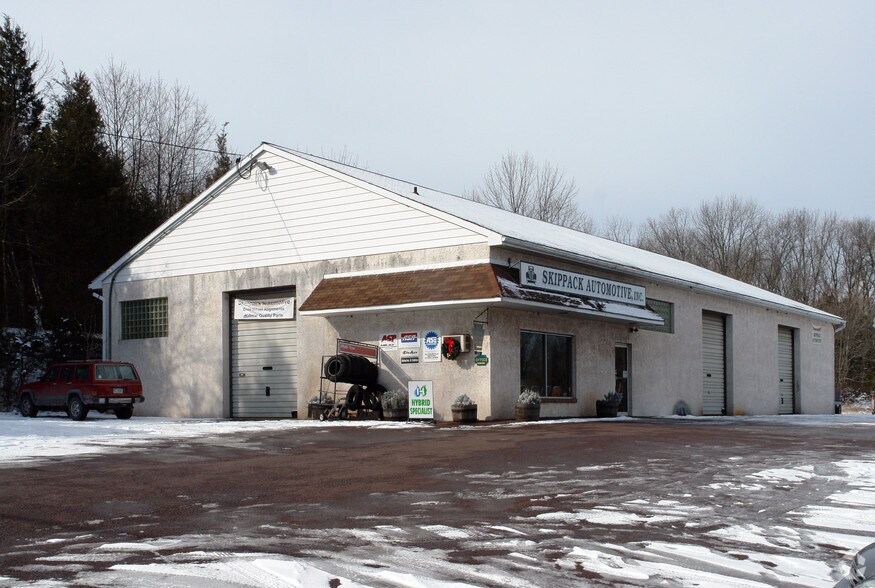 1281 Bridge Rd, Schwenksville, PA à vendre - Photo principale – Image 1 sur 6