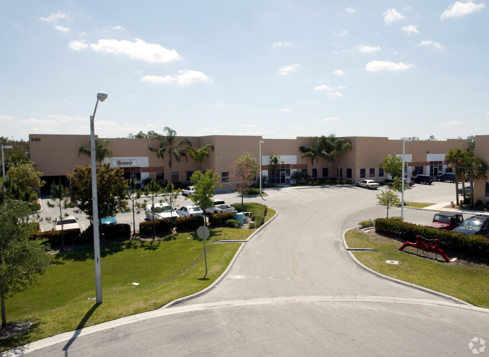 6190 Mid Metro Dr, Fort Myers, FL à vendre Photo principale– Image 1 sur 8