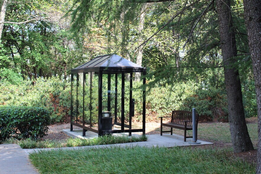 1691 Phoenix Blvd, Atlanta, GA à louer - Photo de l’immeuble – Image 2 sur 12