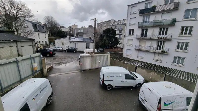 Bureau dans Brest à vendre - Photo de l’immeuble – Image 3 sur 8