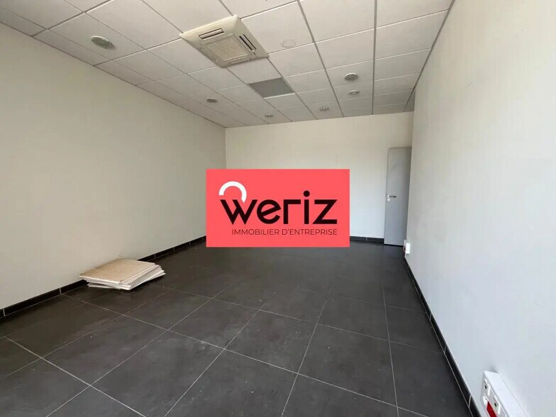 Bureau dans La Ciotat à louer - Photo intérieure – Image 3 sur 7