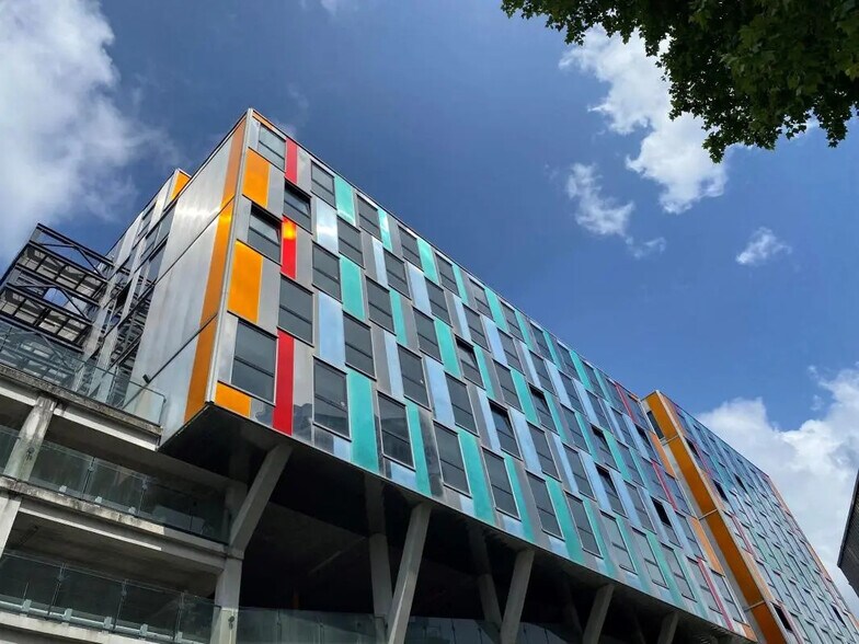 Bureau dans Nantes à louer - Photo de l’immeuble – Image 1 sur 12