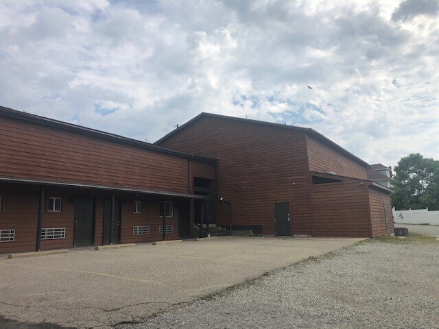 712 Reynolds St, Youngwood, PA à vendre - Photo de l’immeuble – Image 3 sur 5