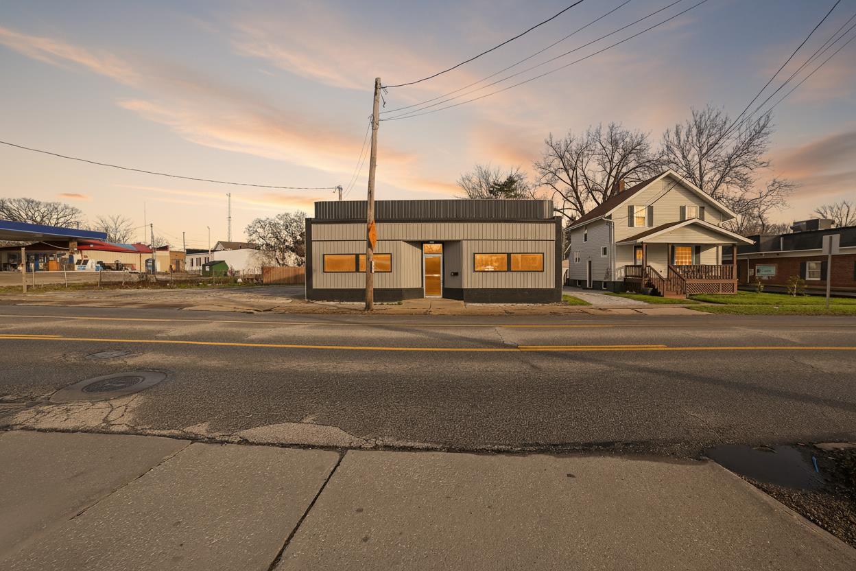 161 E Main St, Geneva, OH à vendre Photo principale– Image 1 sur 20