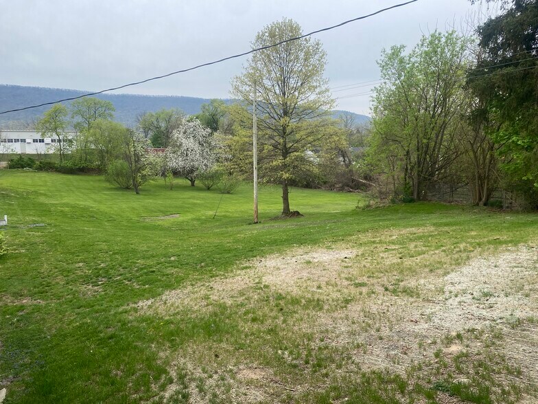 940 Bellefonte Ave, Lock Haven, PA à vendre - Photo principale – Image 1 sur 4