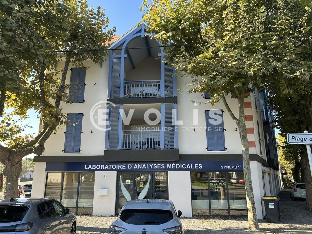 13 Place De L'Etoile, Andernos-les-Bains à vendre Photo de l’immeuble– Image 1 sur 7