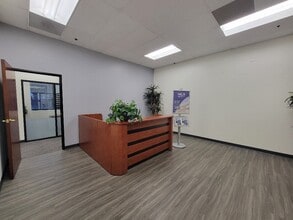 430 N Vineyard Ave, Ontario, CA à louer Photo intérieure– Image 1 sur 7