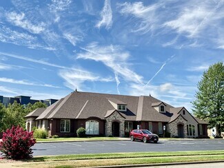 Plus de détails pour 1546 E Bradford Pky, Springfield, MO - Bureau à louer