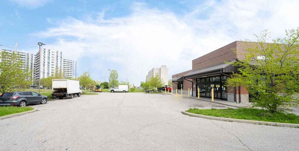 16015 Lake Shore Blvd, Cleveland, OH à vendre - Photo de l’immeuble – Image 3 sur 4