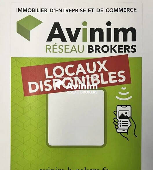 Local commercial dans Thoiry à louer - Photo de l’immeuble – Image 1 sur 1