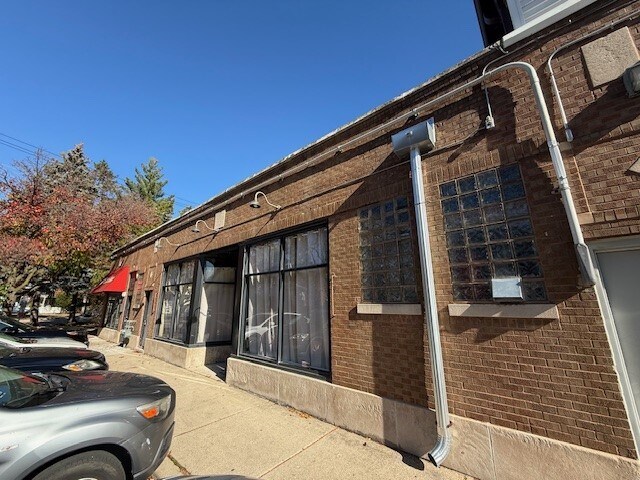 3635 Hollywood Ave, Brookfield, IL à louer - Photo de l’immeuble – Image 3 sur 4