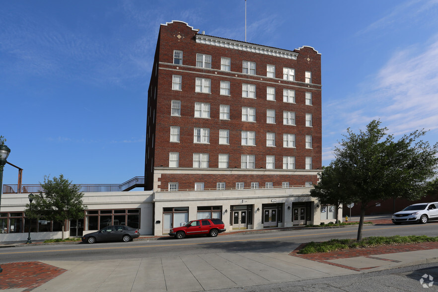 467-1469 Russell St, Orangeburg, SC à louer - Photo de l’immeuble – Image 3 sur 3