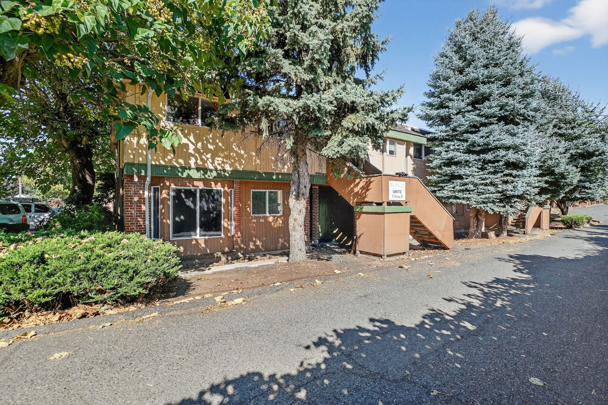 6405 NE Hazel Dell Ave, Vancouver, WA à vendre Photo de l’immeuble– Image 1 sur 17