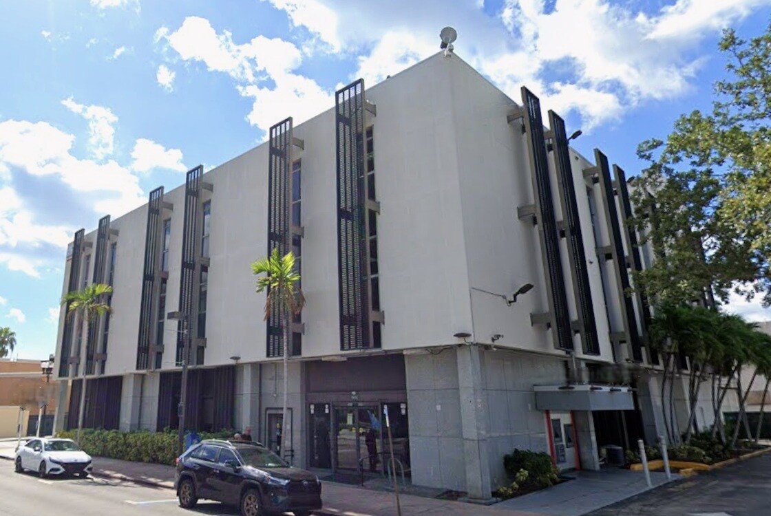 1900 Tyler St, Hollywood, FL à louer Photo principale– Image 1 sur 3