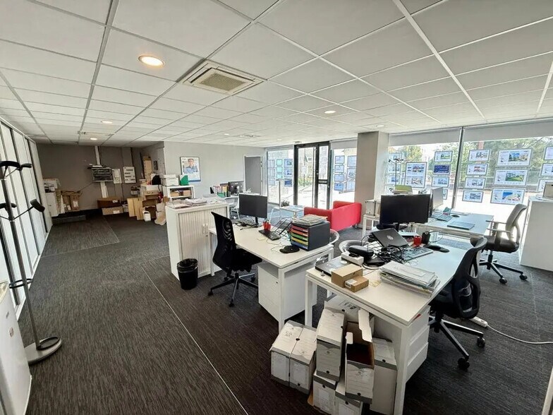 21 Avenue Des Alliés, Palaiseau à louer - Photo de l’immeuble – Image 2 sur 4
