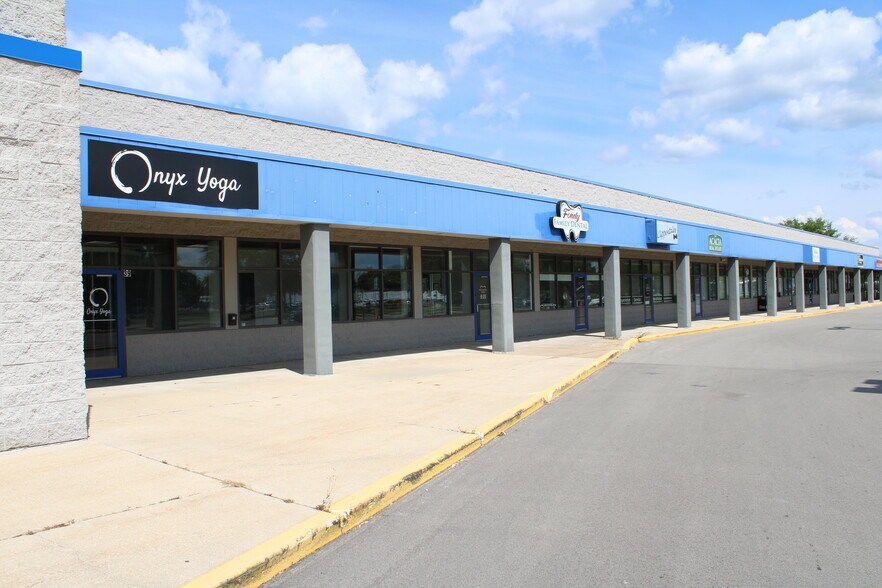 7-75 W Scott St, Fond Du Lac, WI à vendre - Photo de l’immeuble – Image 2 sur 5