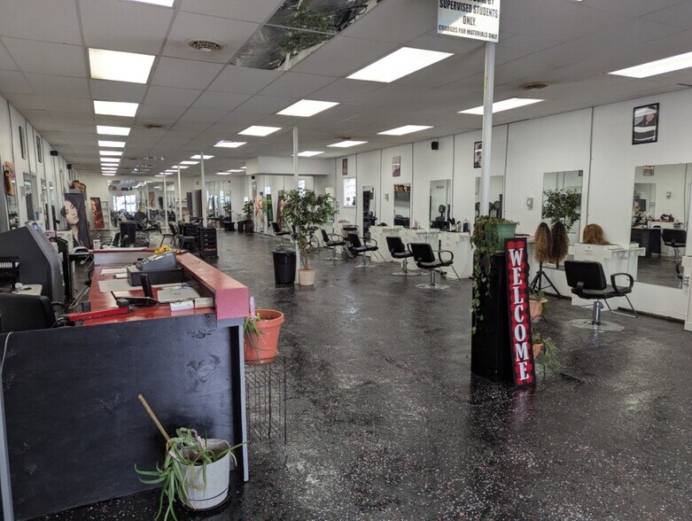 225 Washington St, Johnstown, PA à vendre - Photo de l’immeuble – Image 3 sur 5