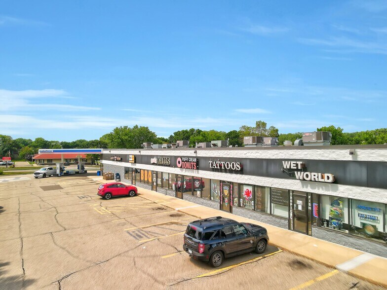 3390 Coachman Rd, Eagan, MN à louer - Photo de l’immeuble – Image 1 sur 1