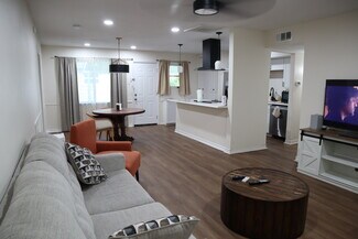 Plus de détails pour 2642 Rosewood Dr, Mesquite, TX - Santé à vendre