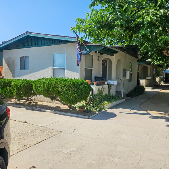 305 Warren St, Taft, CA à vendre - Photo de l’immeuble – Image 2 sur 4