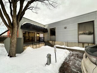 Plus de détails pour 11904 113 Av, Edmonton, AB - Bureau à louer