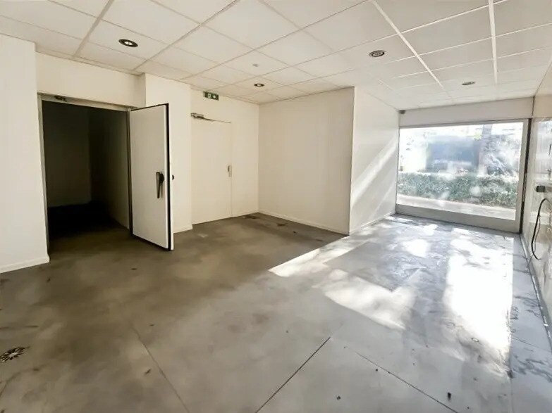 102 Rue De La Glacière, Paris à louer - Photo de l’immeuble – Image 3 sur 7