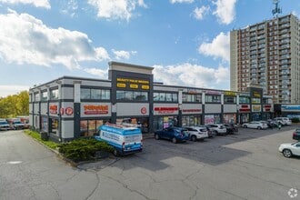 965 Dundas St W, Whitby, ON à louer Photo intérieure– Image 1 sur 5