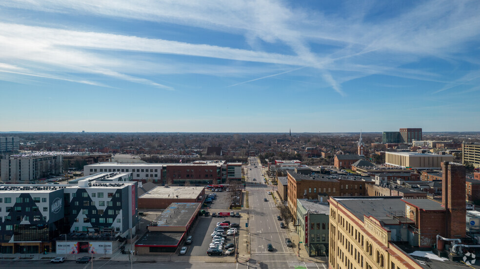 147-153 E Main St, Columbus, OH à louer - Photo de l’immeuble – Image 3 sur 5