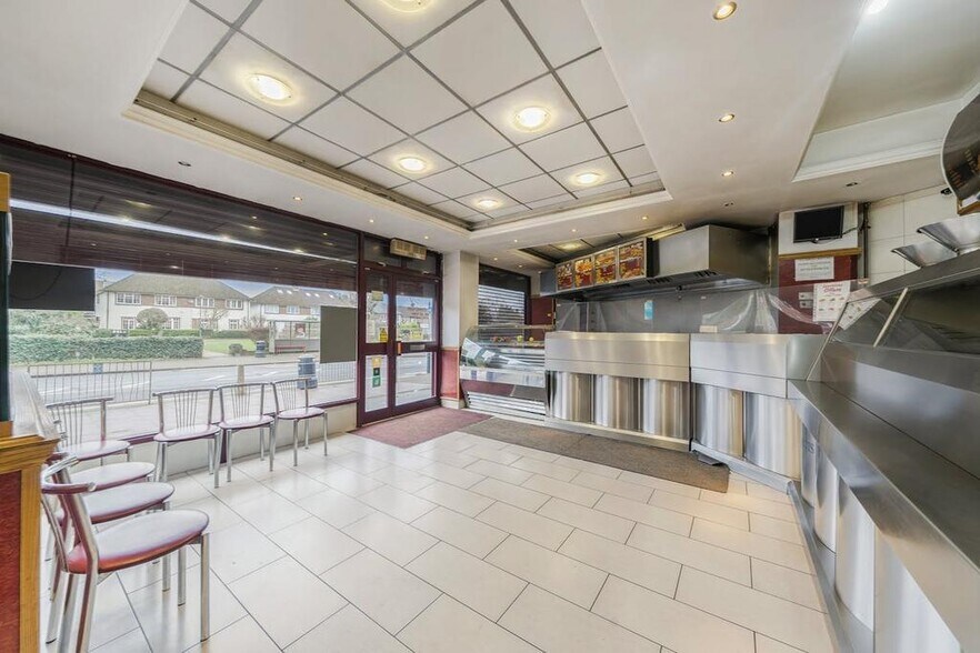 83-97 Uxbridge Rd, Stanmore à vendre - Photo de l’immeuble – Image 3 sur 13