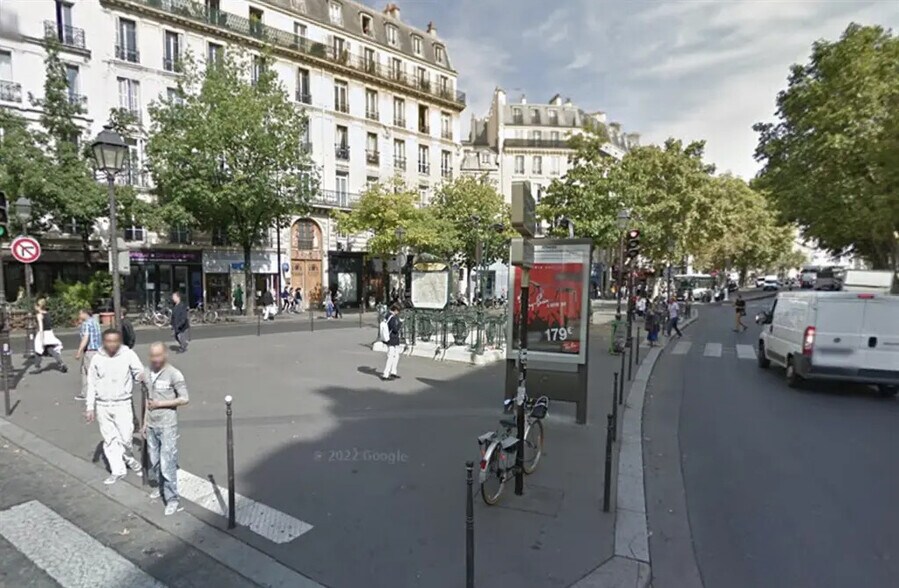 Local commercial dans Paris à louer - Photo de l’immeuble – Image 1 sur 3