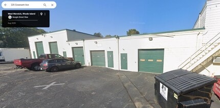 225 Cowesett Ave, West Warwick, RI à louer Photo intérieure– Image 2 sur 3