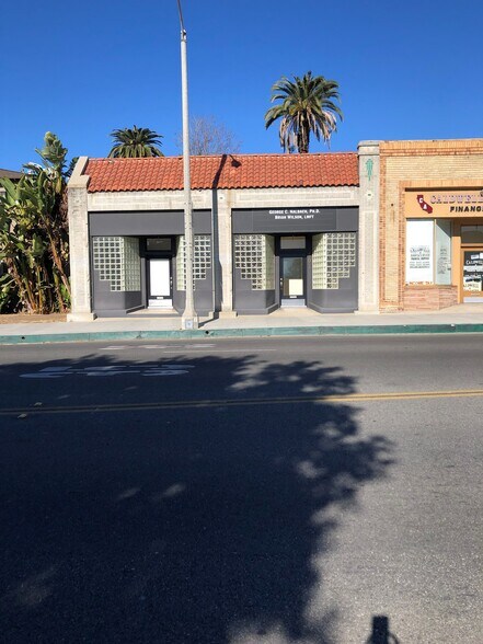 501-509 W Foothill Blvd, Monrovia, CA à louer - Photo de l’immeuble – Image 2 sur 11