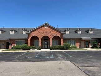 Plus de détails pour 42855 Garfield Rd, Clinton Township, MI - Bureau à louer