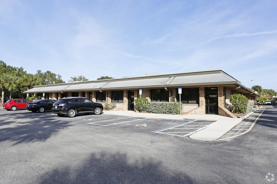 779 Medical Dr, Englewood, FL à louer - Photo de l’immeuble – Image 2 sur 4