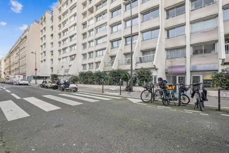 42 Rue De L'Aqueduc, Paris à louer Photo de l’immeuble– Image 1 sur 17