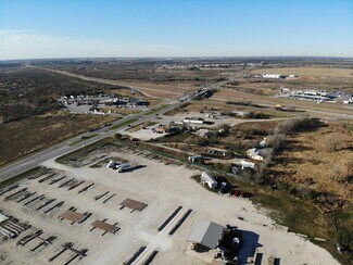 Plus de détails pour 4550 Hwy 97 Hwy 97, Pleasanton, TX - Terrain à vendre