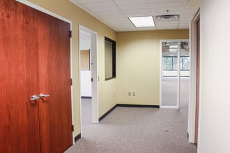 3196 Kraft Ave SE, Grand Rapids, MI à louer Photo intérieure– Image 1 sur 6