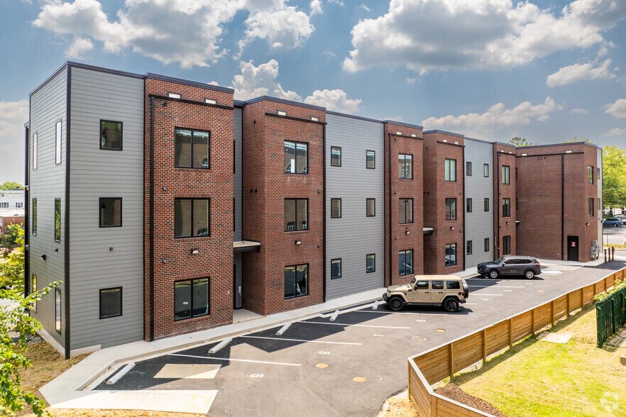 1421 Bainbridge St, Richmond, VA à vendre - Photo de l’immeuble – Image 3 sur 40