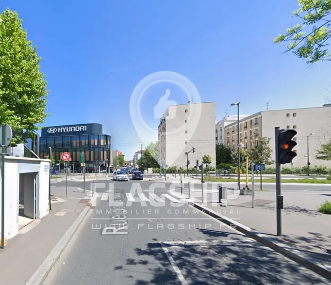 Local commercial dans La Garenne-Colombes à louer - Photo de l’immeuble – Image 2 sur 3