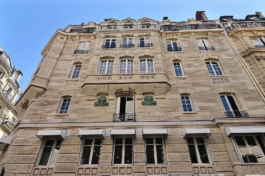 18 Rue De Mogador, Paris à louer - Photo de l’immeuble – Image 1 sur 5