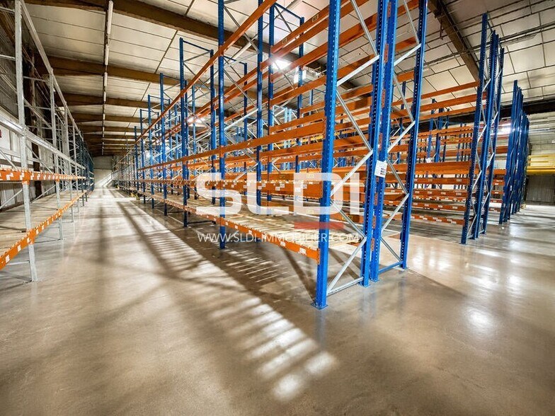 Industriel/Logistique dans Saint Georges D Esperanche à vendre - Photo intérieure – Image 2 sur 6