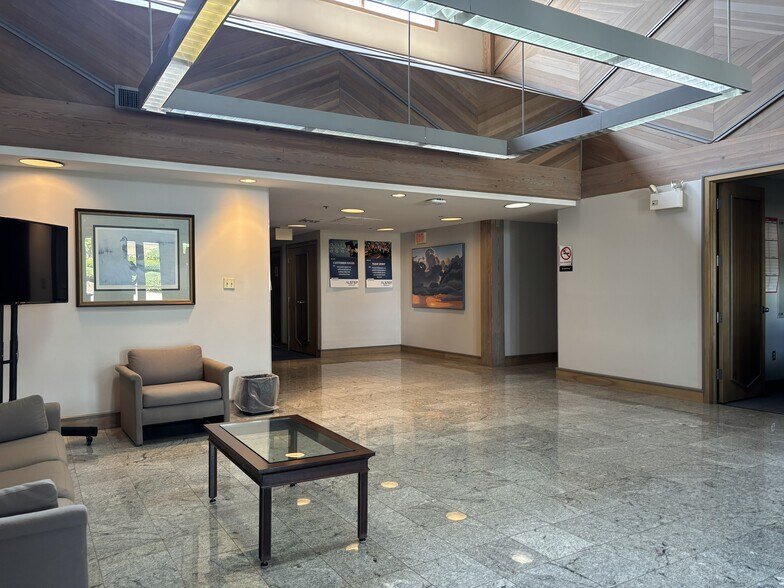 472 California Rd, Quakertown, PA à louer - Photo intérieure – Image 3 sur 25